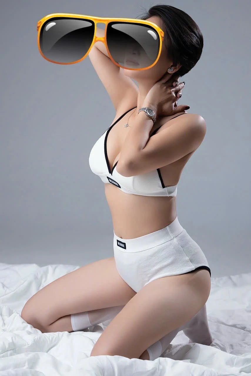 Lucy Nguyen – Vietnamese escort in Ho Chi Minh City — 3 / 9