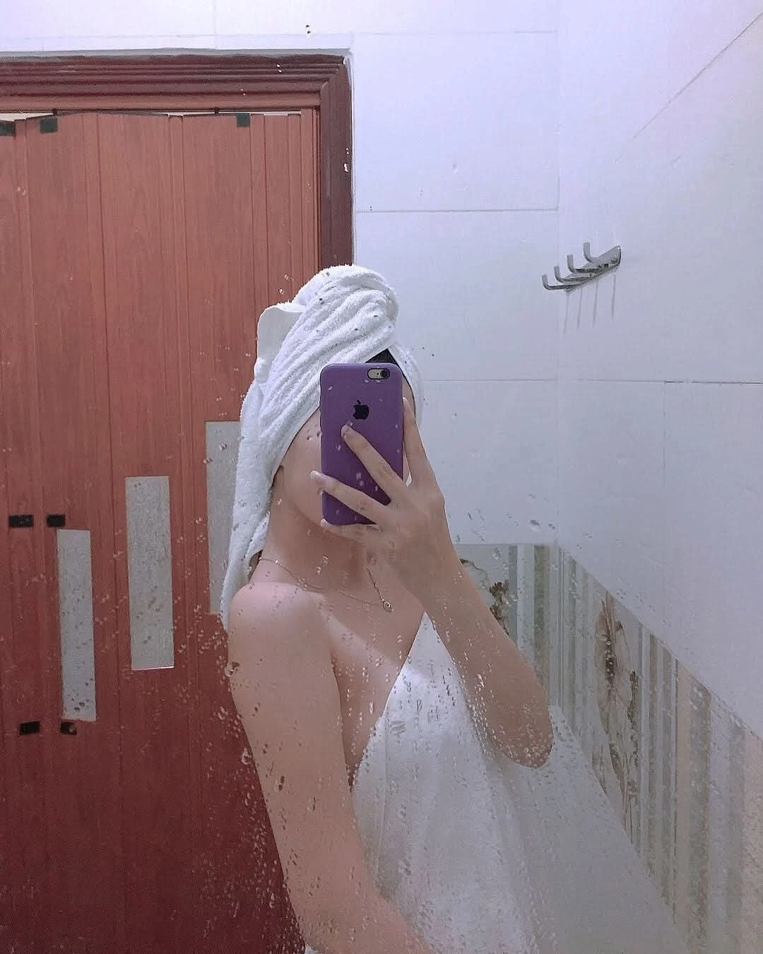Ti Na – Vietnamese masseuse in Kathmandu — 11 / 23