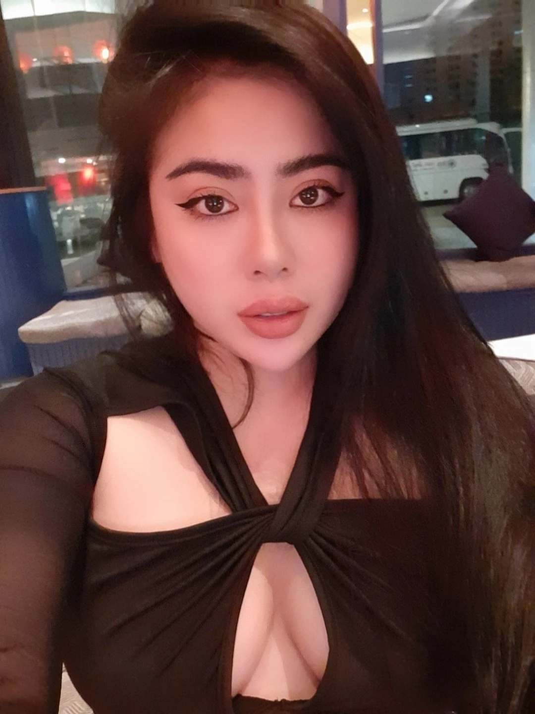 Lynlyn – Vietnamese escort in Ho Chi Minh City — 5 / 8