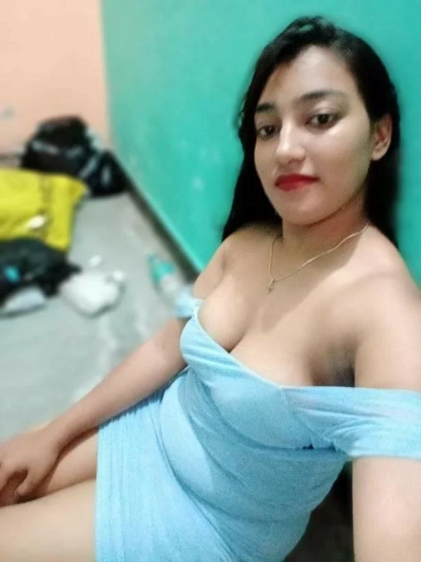 Simran – escort in New Delhi — 7 / 13