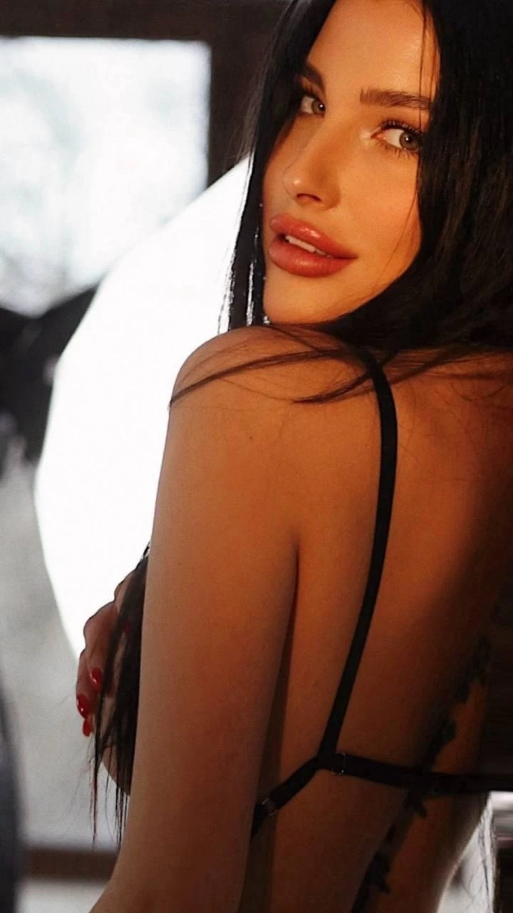 ZKira – escort in Beirut — 5 / 8