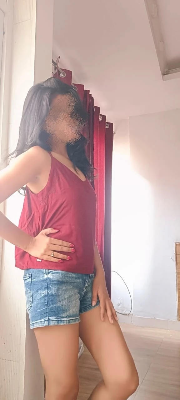 Isneha – Indian escort in New Delhi — 2 / 7
