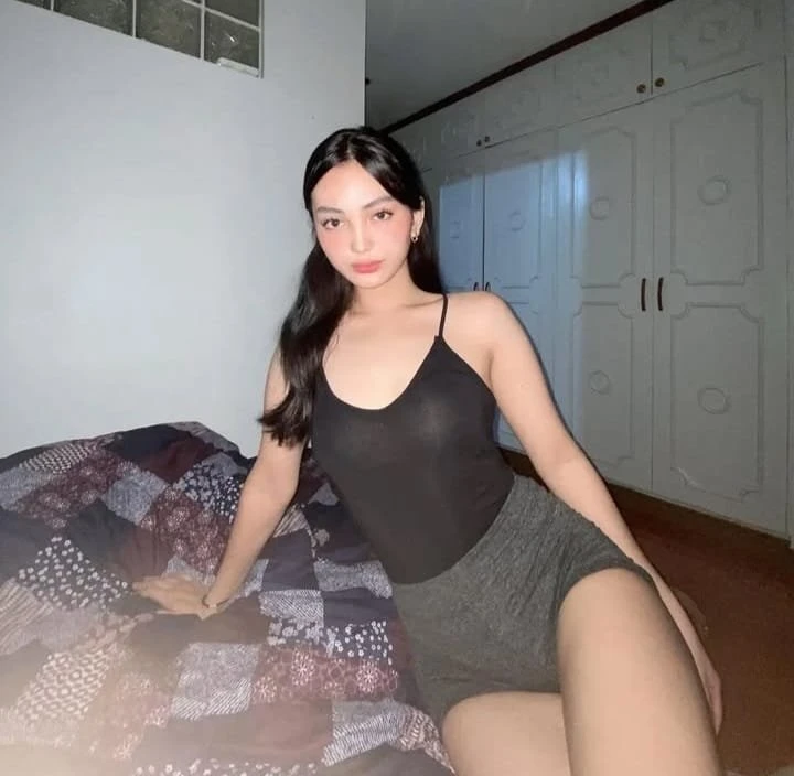 Deeksha Cam and Real Meet Service, Escor – Nepalese escort in Pokhara — 1 / 2