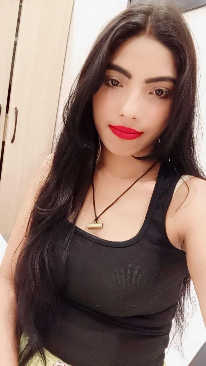 Neha Real Meet – Indian escort in Mumbai — 1 / 3
