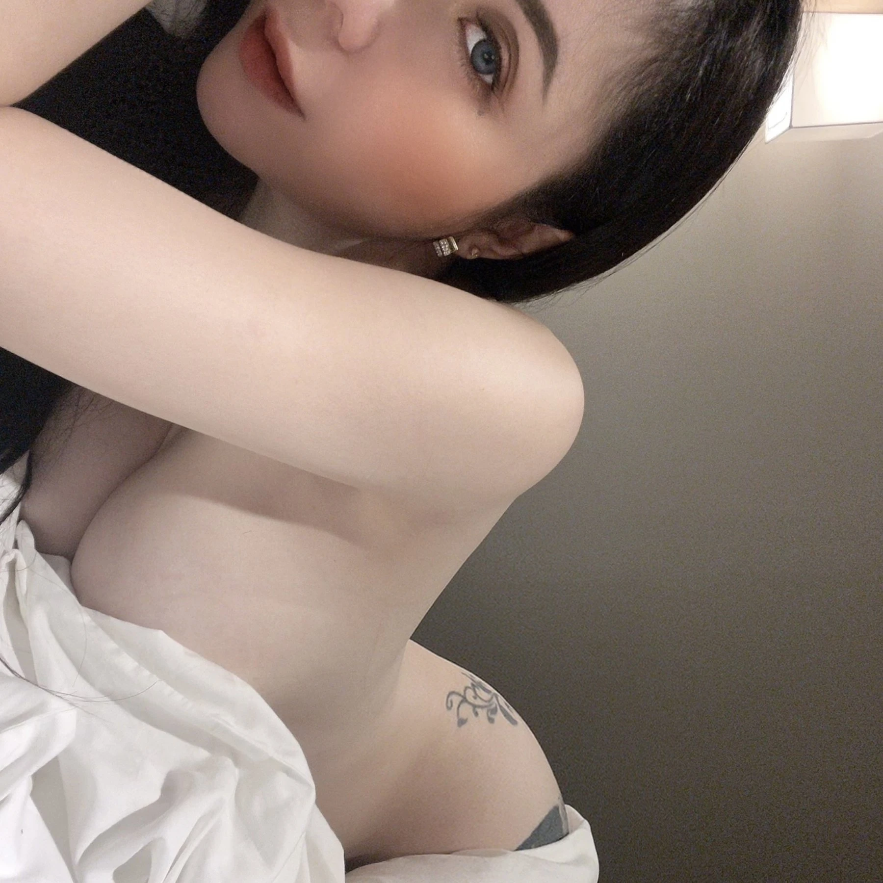 Xianna – Filipino escort in Pyeongtaek — 11 / 14