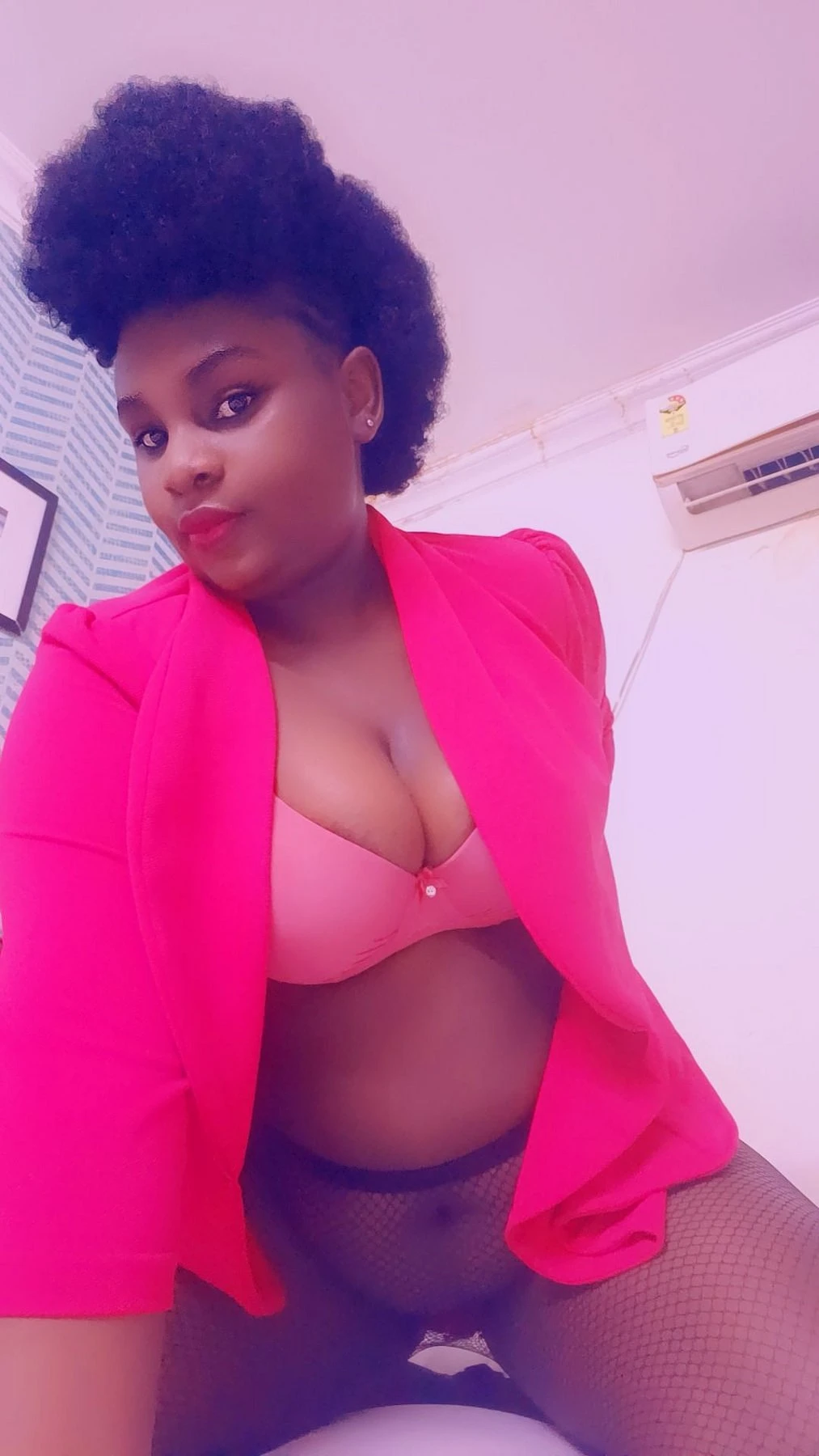 Da Black Queen Herself – Zimbabwean escort in New Delhi — 2 / 10