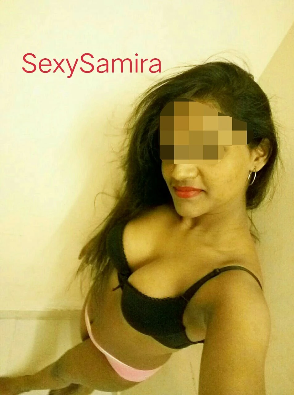 SexySamira for Cam session n real meets – Indian escort in Mumbai — 2 / 9