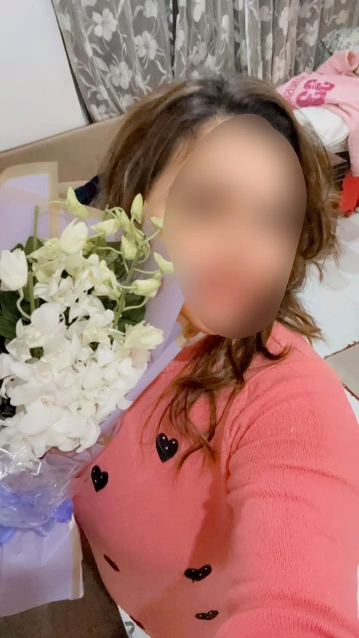 Aliya Singh – Indian escort in Hyderabad — 2 / 4