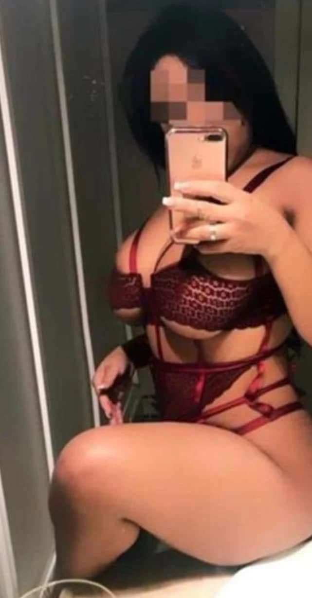 Yasmin Full Services – Brazilian escort in Malta — 2 / 7