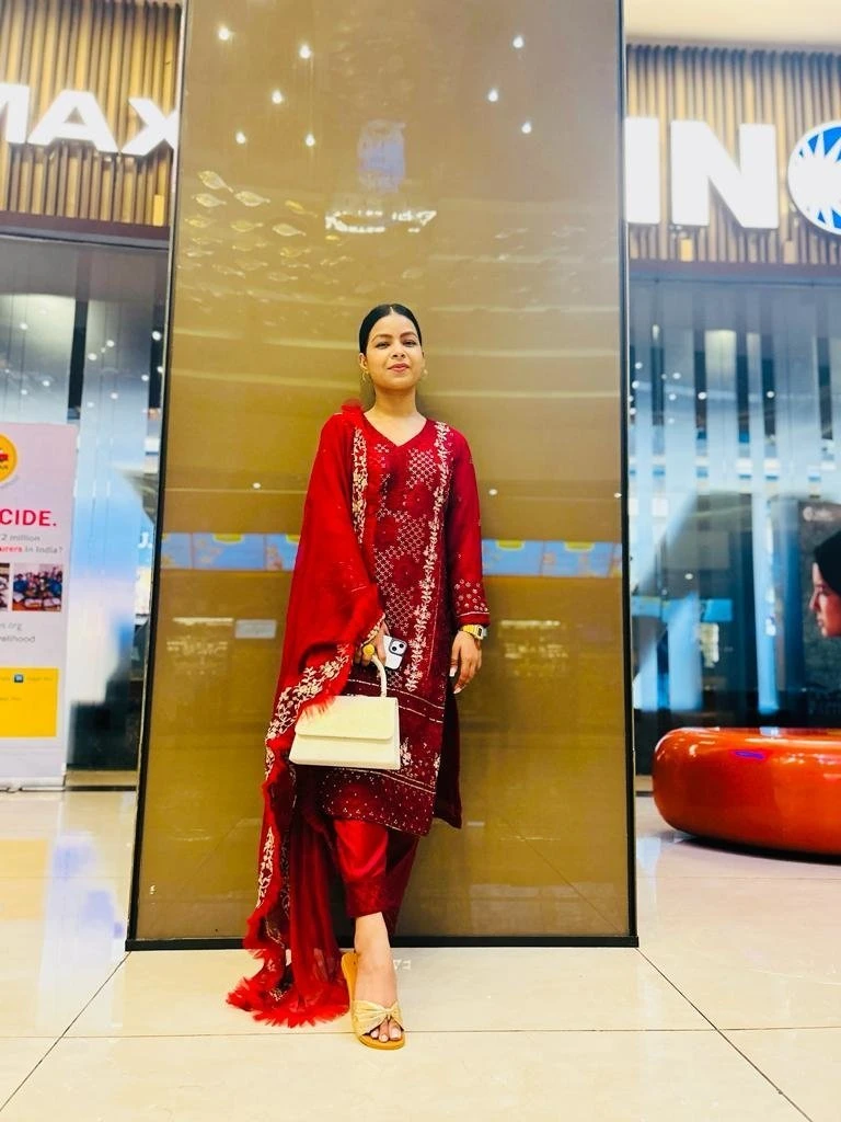 Call Girls In Munirka Delhi ≽ sex night – Indian escort in New Delhi — 3 / 6