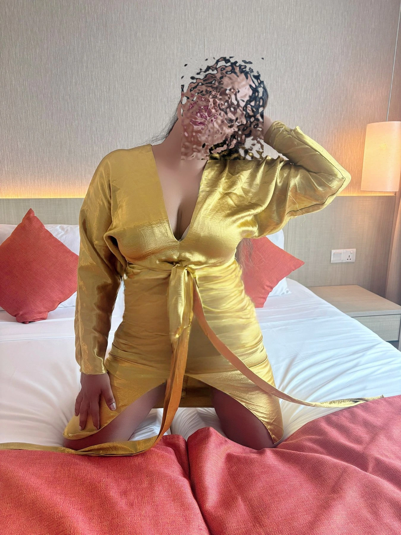 Curvy Milf Gayeshi Outcall – Sri Lankan escort in Colombo — 2 / 3