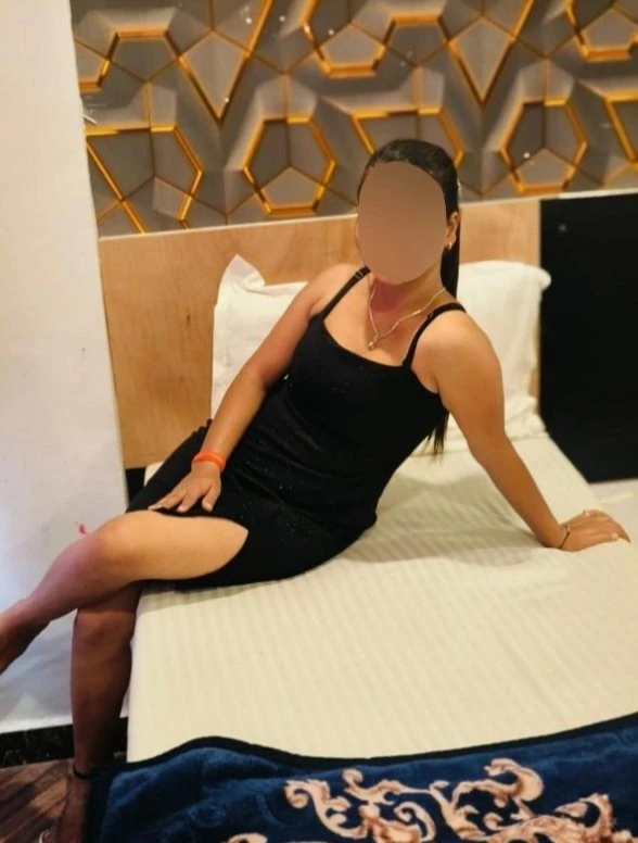 Indipendent – Indian escort in Hyderabad — 2 / 4