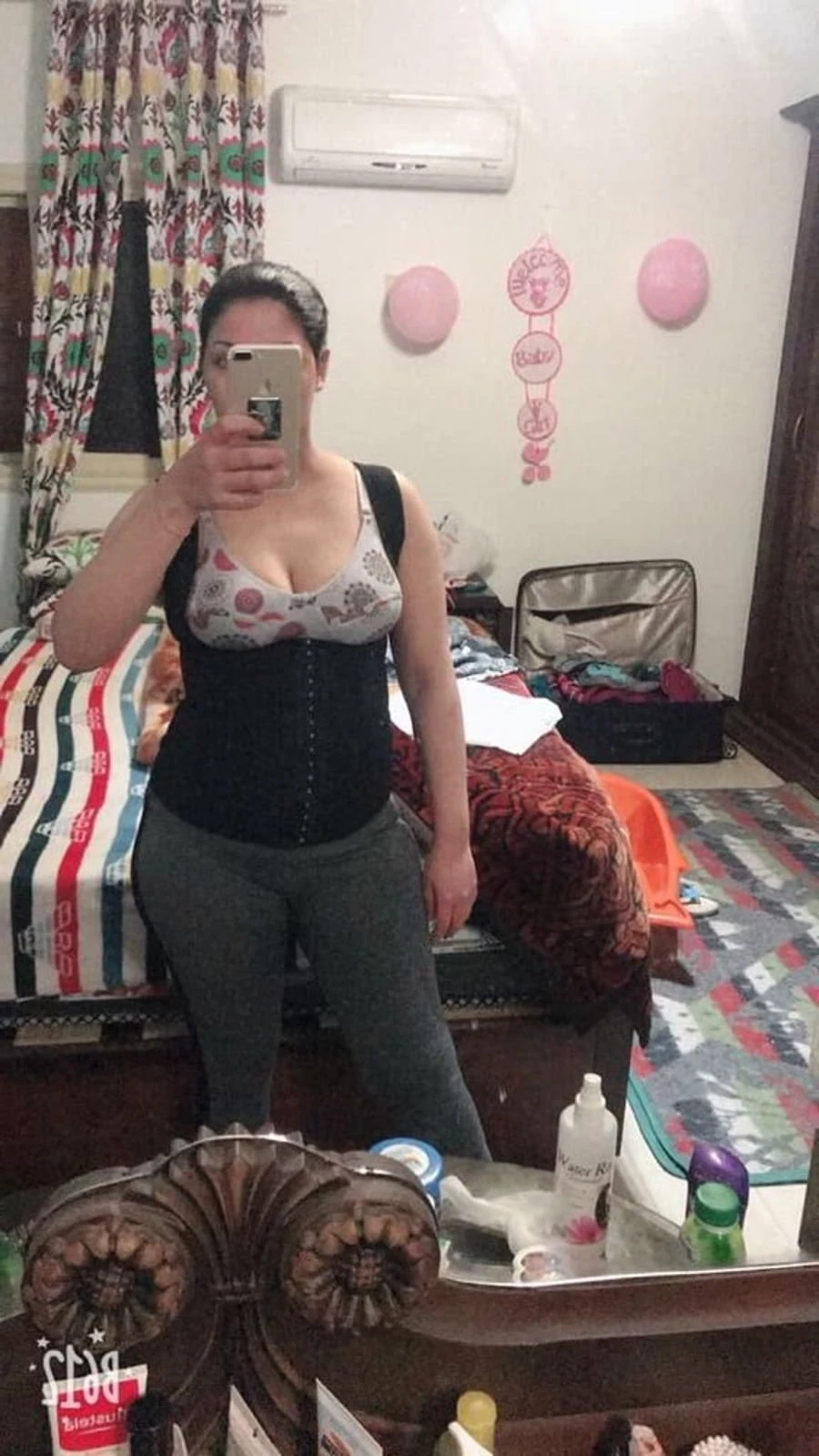 Pihu Patel – Indian escort in Mumbai — 3 / 6