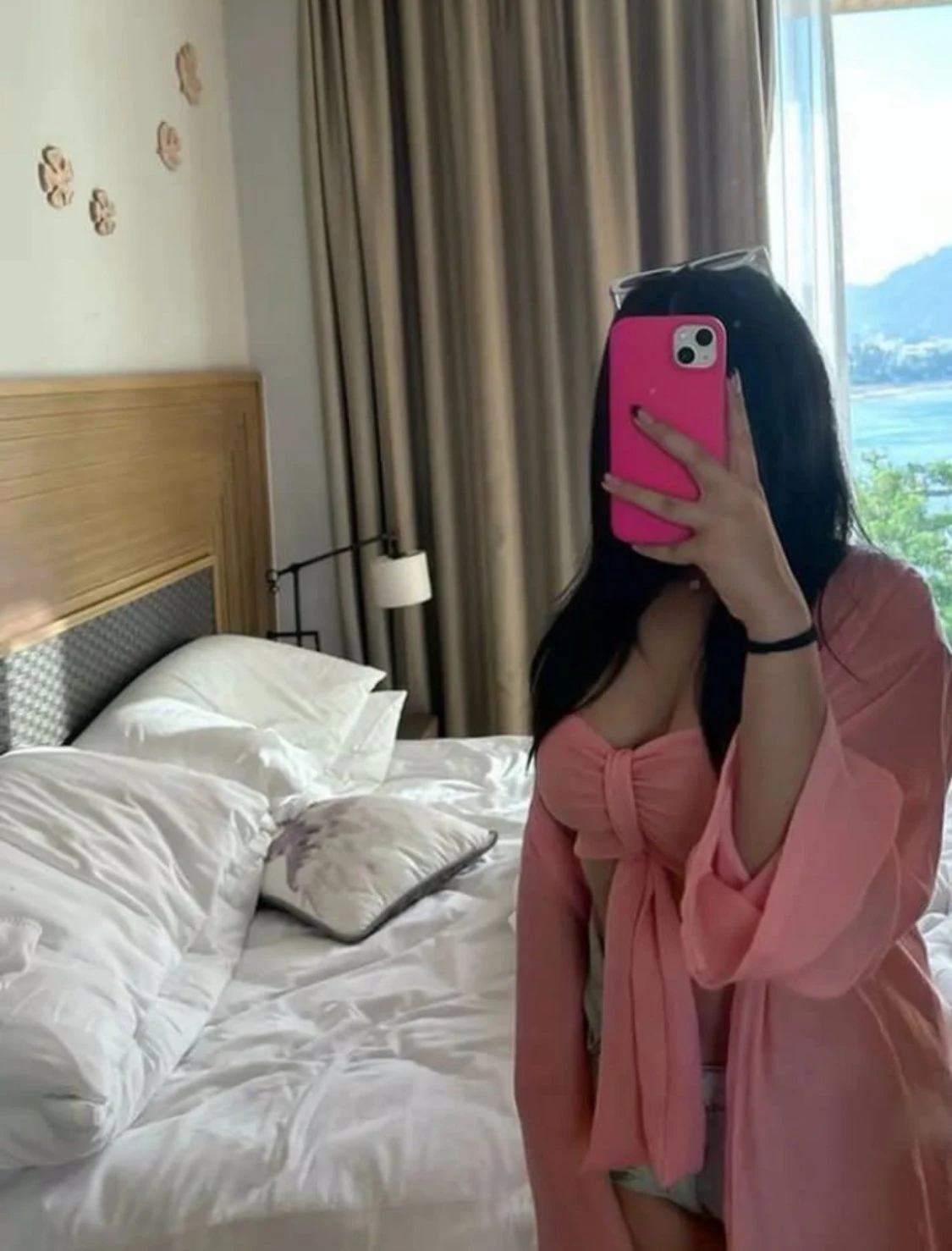 Taniya – Sri Lankan escort in Colombo — 2 / 6