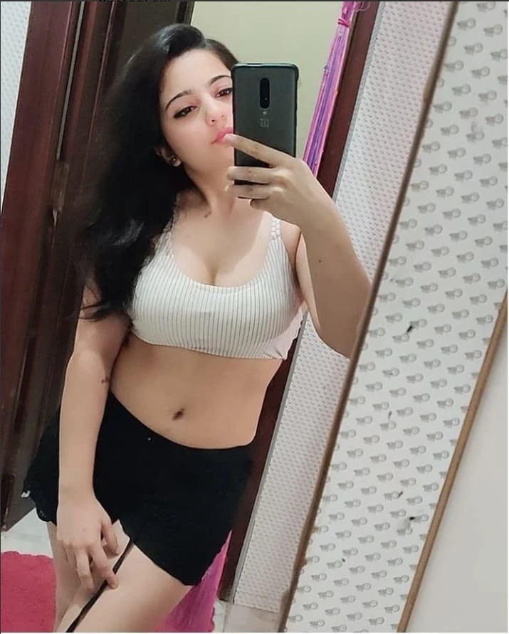 Soniya (Cam Show/real Meet Available – Indian escort in Mumbai, Escort, Mumbai