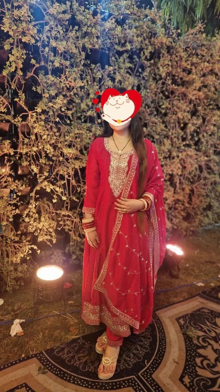 Nisha Vicky married cpl – Indian escort in Noida, Escort, Noida