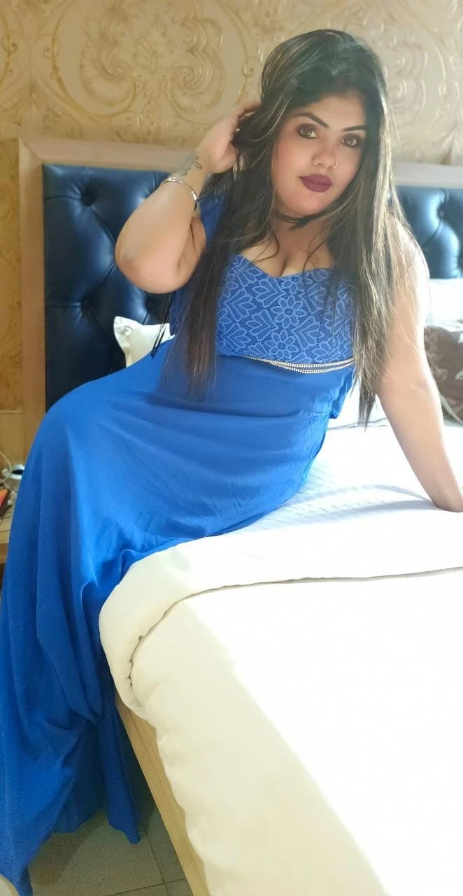 JUHi PARMAR – Indian escort agency in Mumbai — 3 / 5