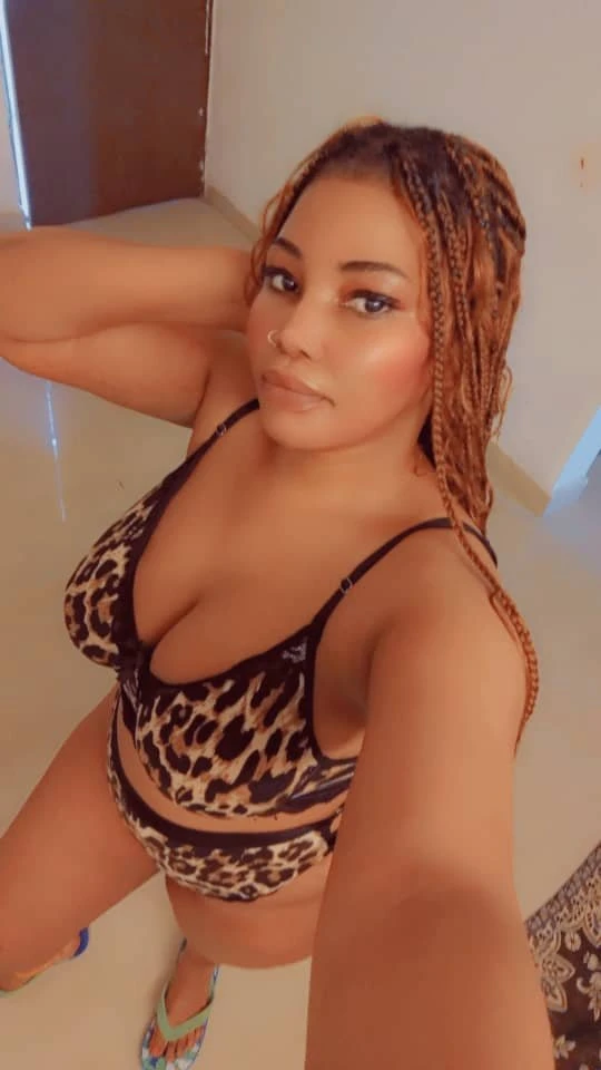 Jazmine – South African escort in Pune — 5 / 8