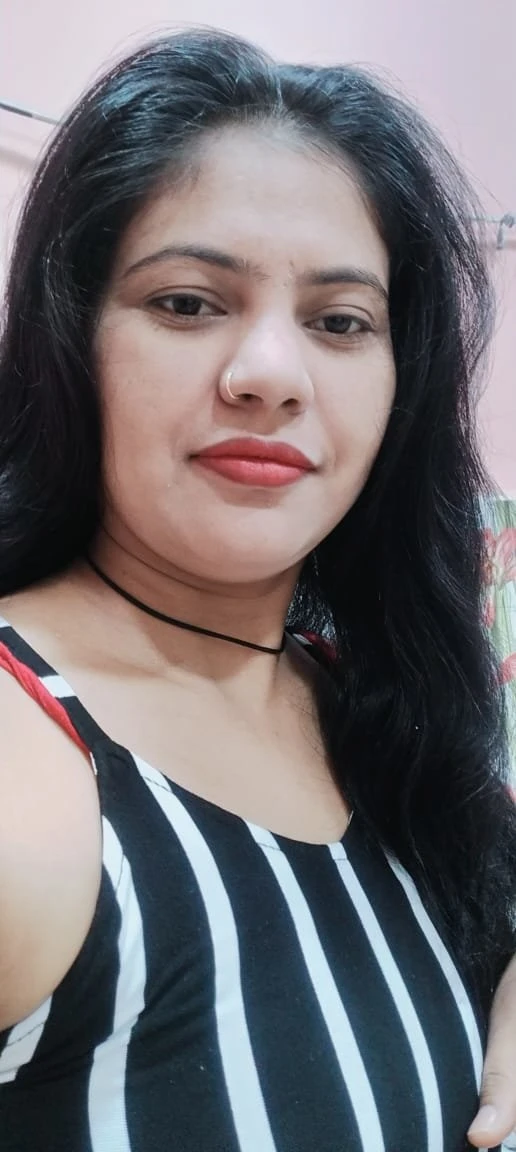 Neha Sharma – Indian escort in Mumbai — 2 / 3
