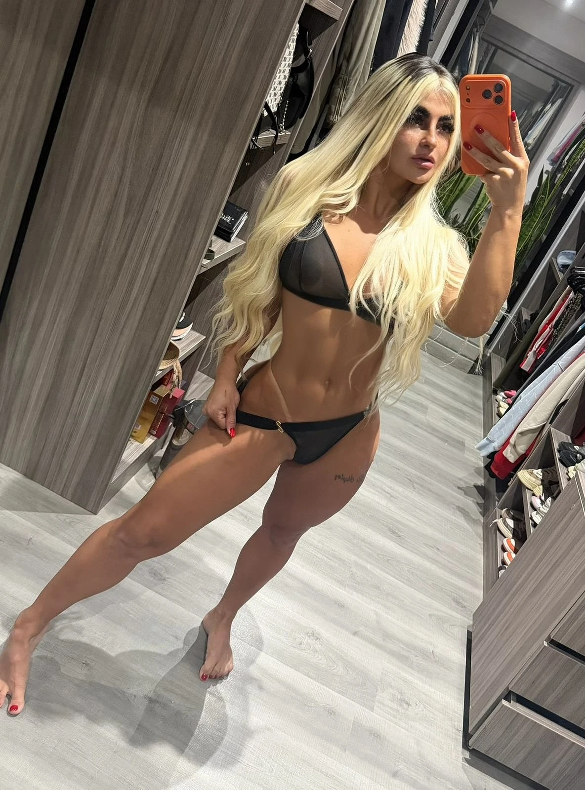 Katy – Colombian escort in Mumbai — 2 / 7