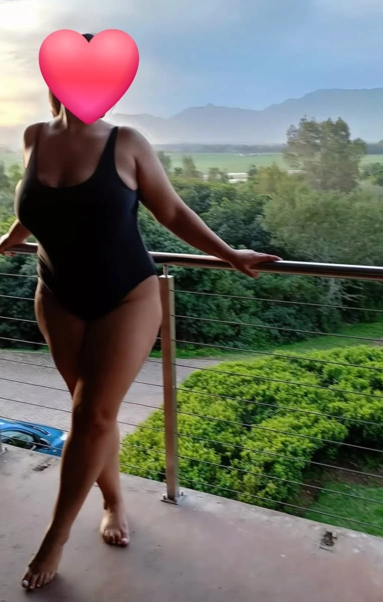 Sofia GF Experience From Mira Road – Indian escort in Mumbai — 22 / 24