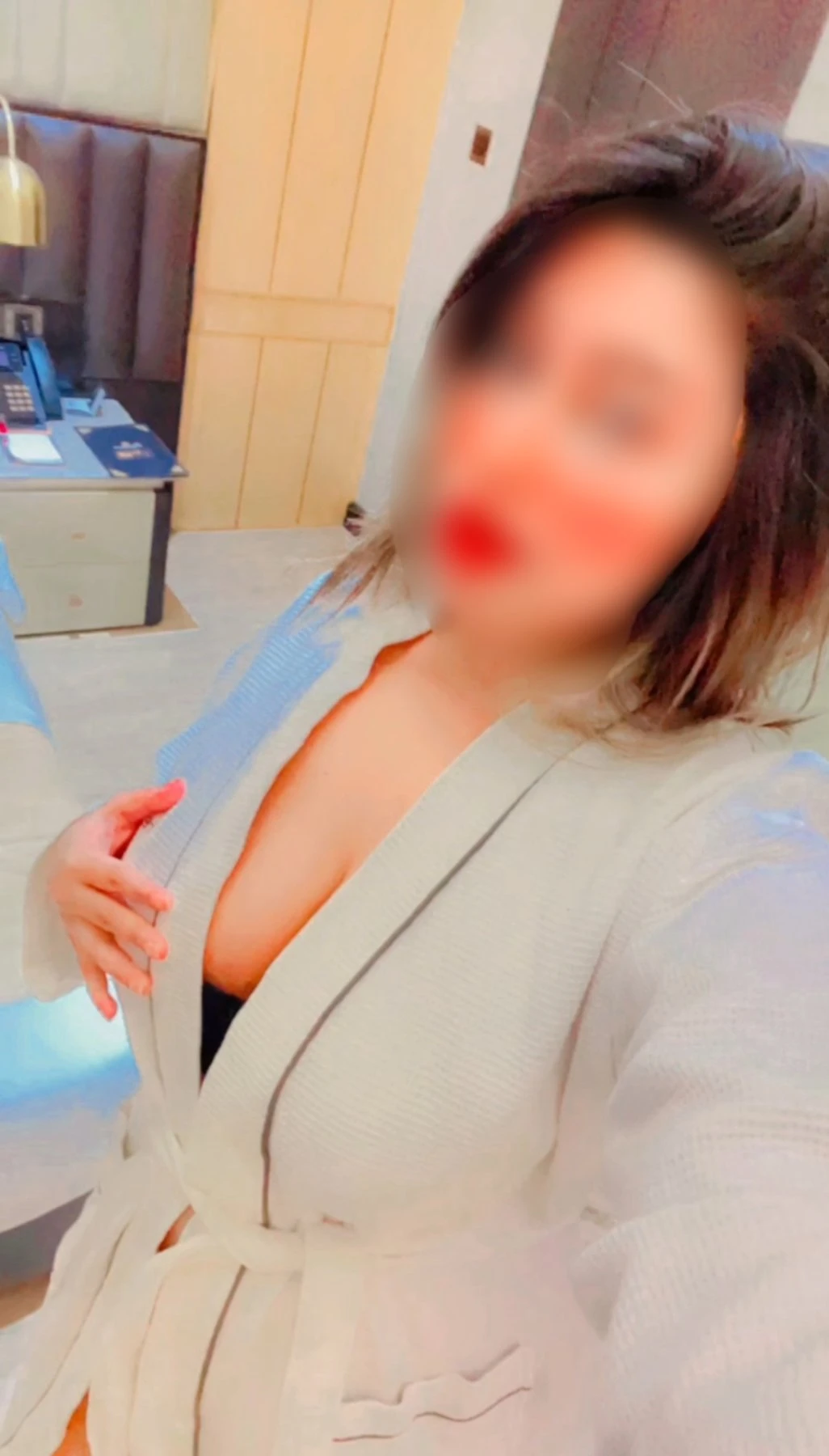 Kashish Real Genuine Girl – Indian escort in Mumbai — 4 / 5