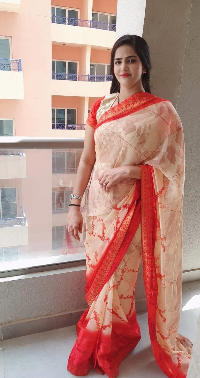Arzo Model – Pakistani escort in Lahore — 2 / 3