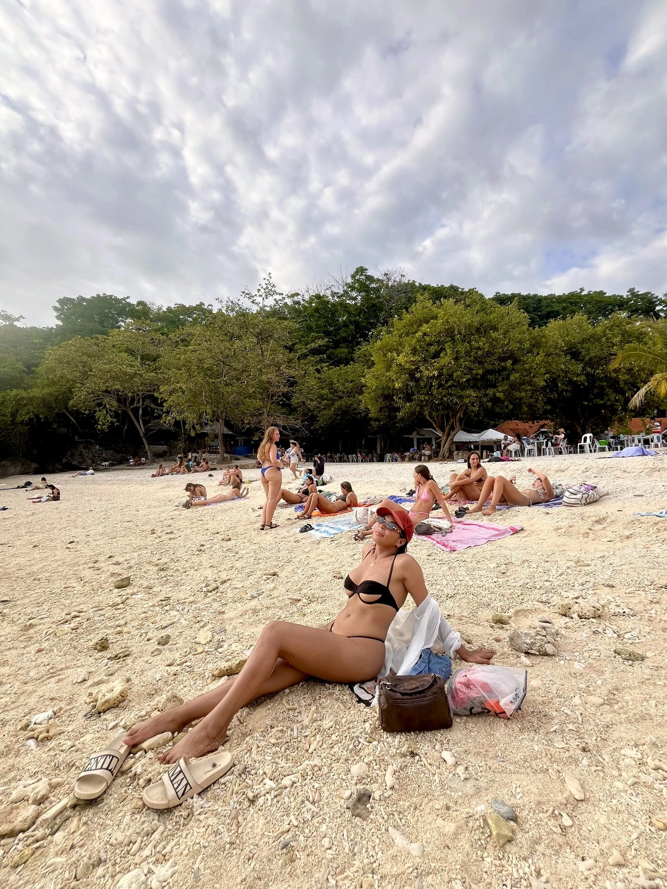 LEAVING SOON- 🇪🇸🇵🇭 – Spanish escort in Mumbai — 9 / 27