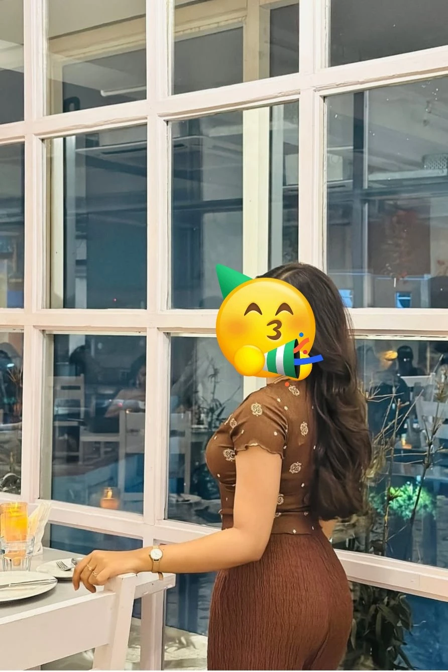 Charu – Indian escort in Mumbai — 2 / 8