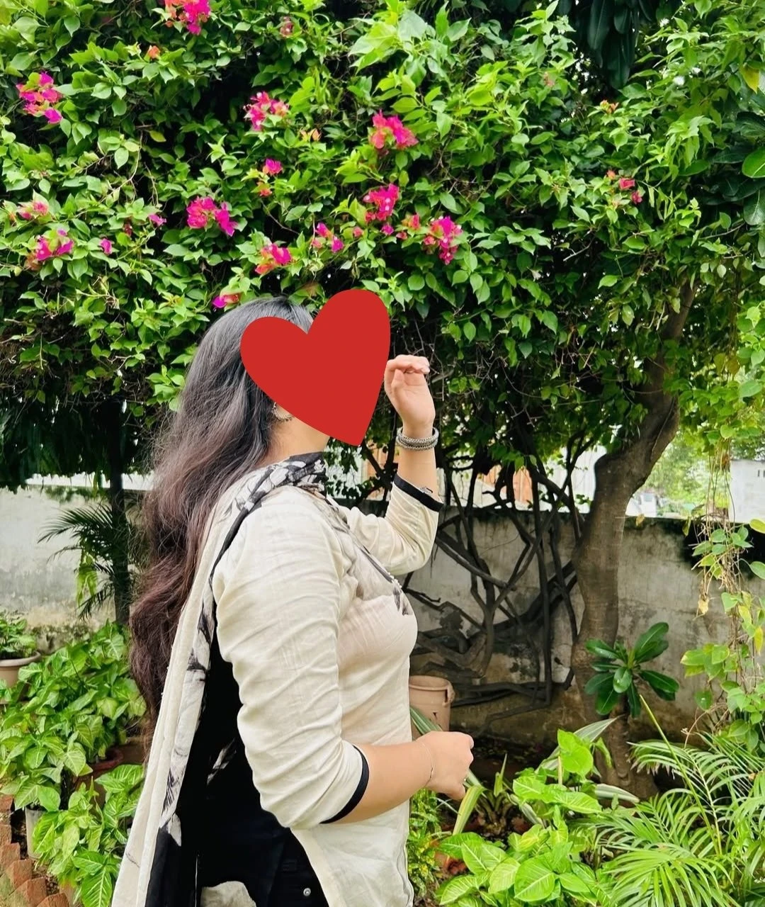 Ayesha 25year Hidden Gem – Indian escort in Mumbai — 2 / 5