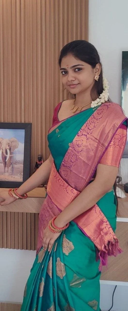 Sefali Varma – Indian escort in Kochi — 4 / 6