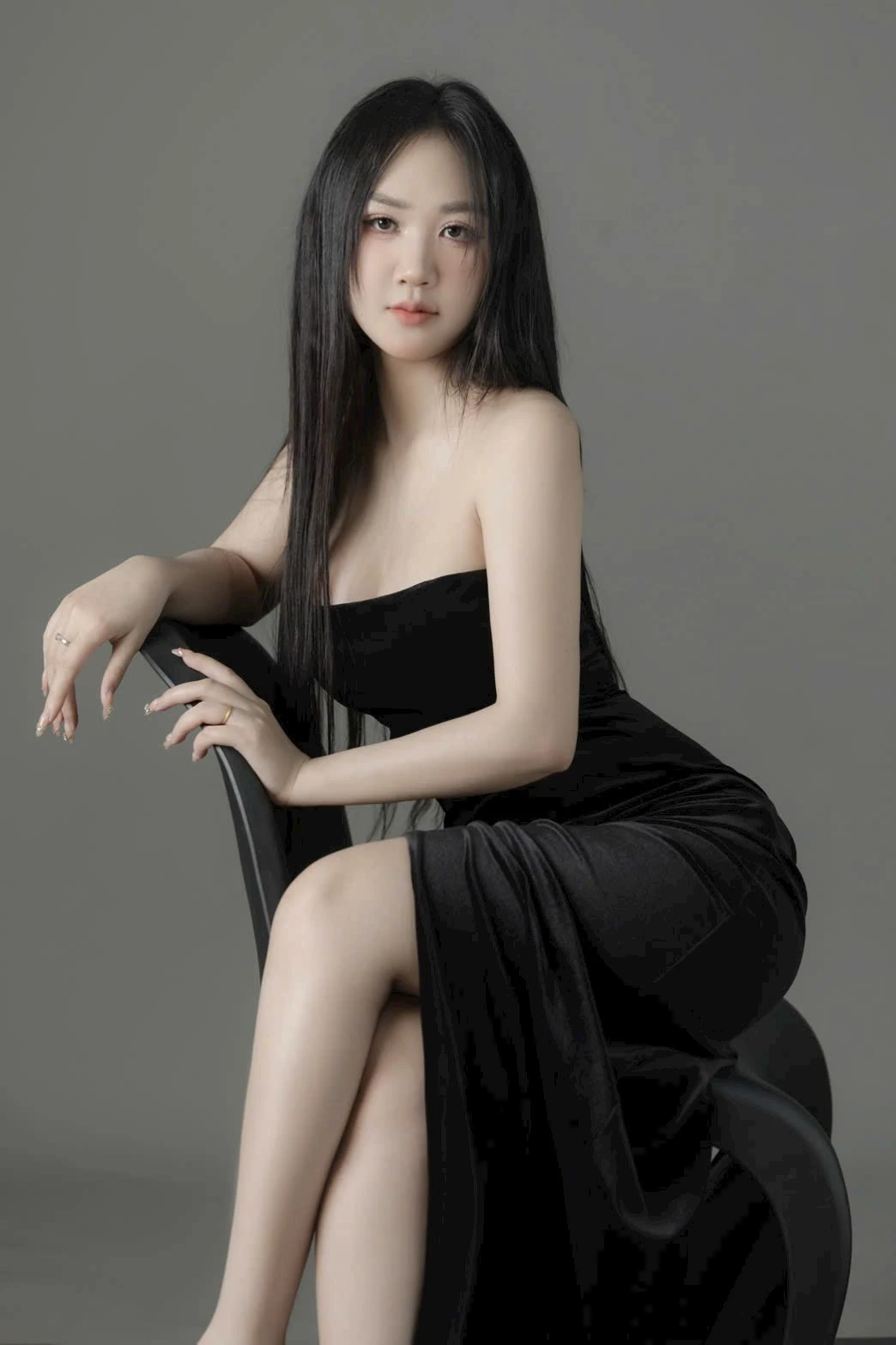 Miu – Vietnamese escort in Gurgaon — 8 / 13