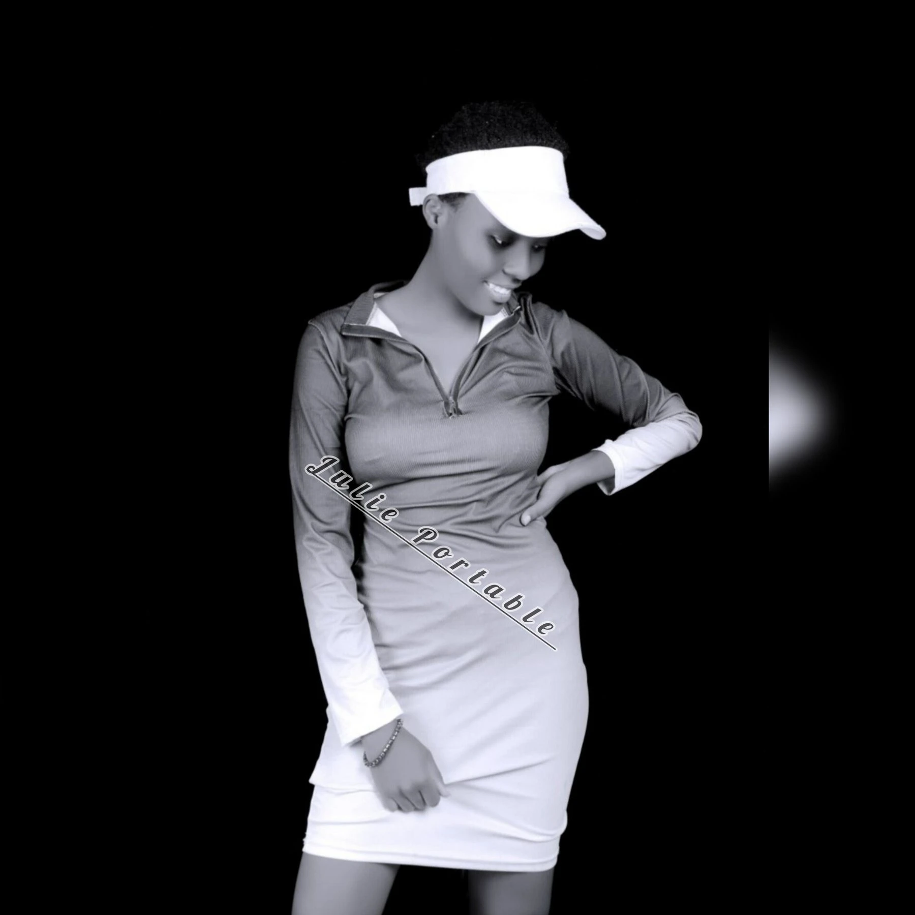 Julie – Ugandan escort in Kampala — 4 / 5