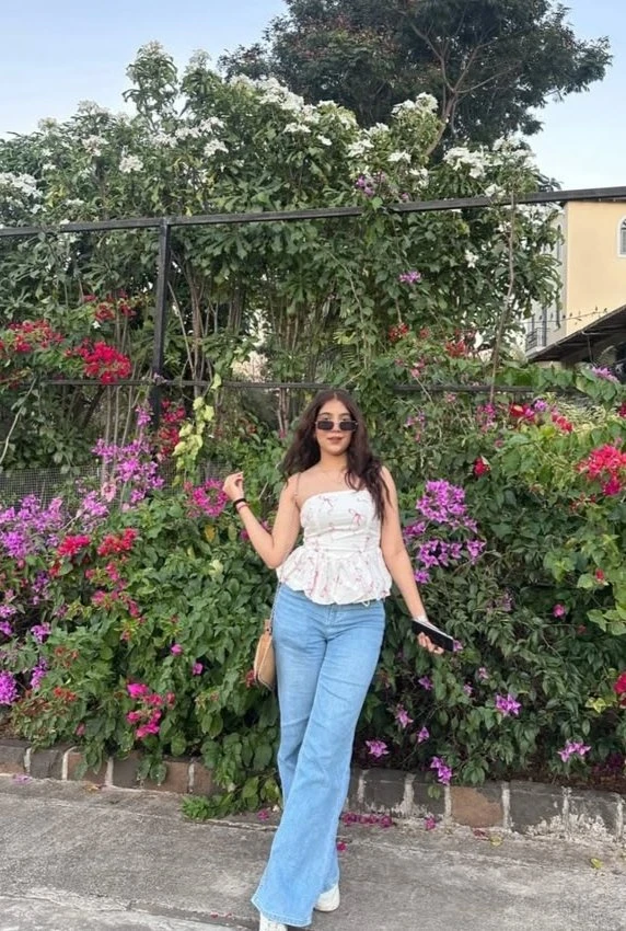 Hey I Am Neha in Kolkata In/outcallall – Indian escort in Kolkata — 3 / 7