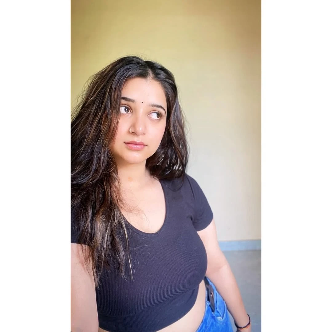 Himanshi – Indian escort in Vadodara, Escort, Vadodara