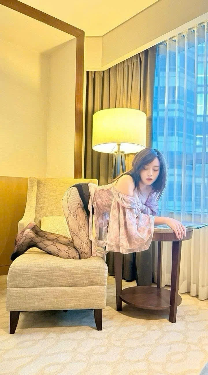 Nina – Vietnamese escort in Phu Quoc — 4 / 7
