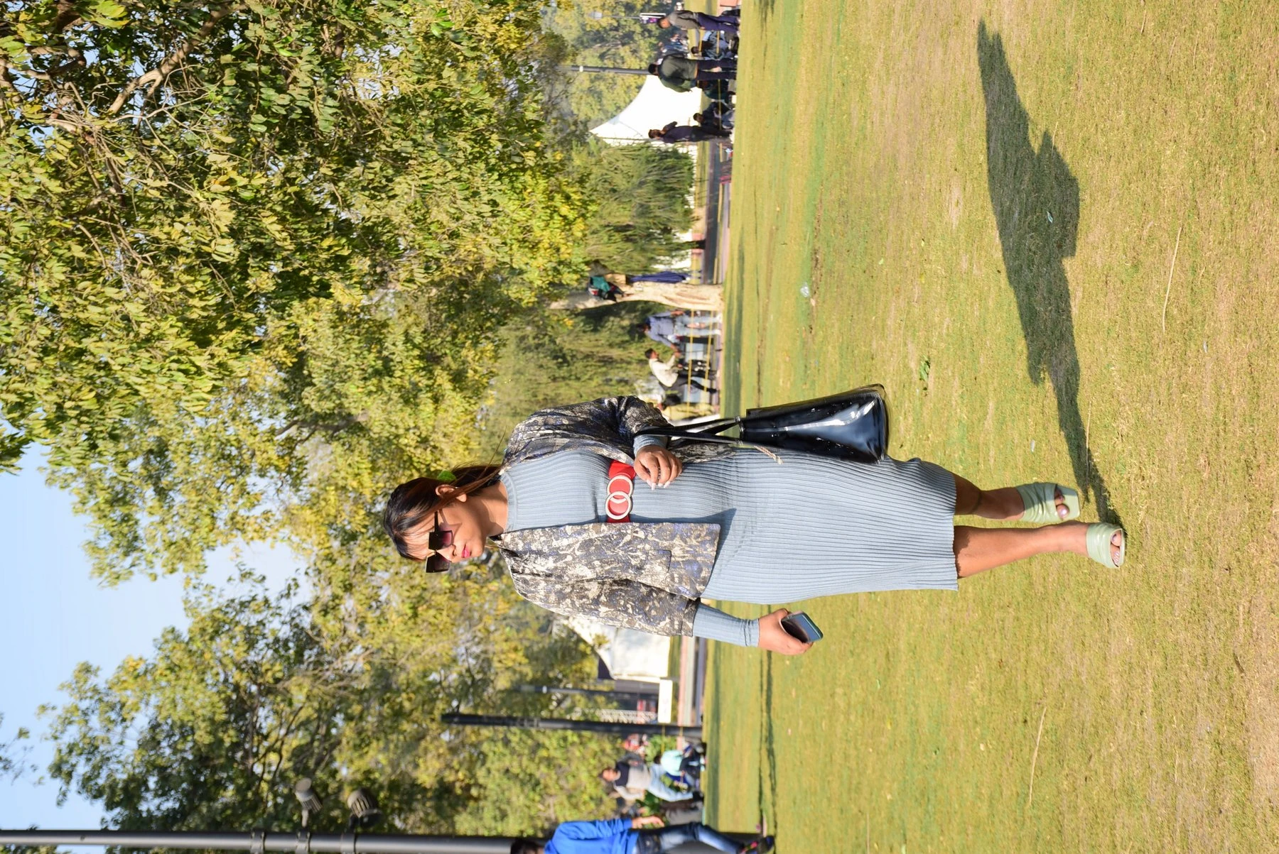 CAM CHAT WITH MODEL SHREYA (GENUINE) – Indian escort in Mumbai — 11 / 13