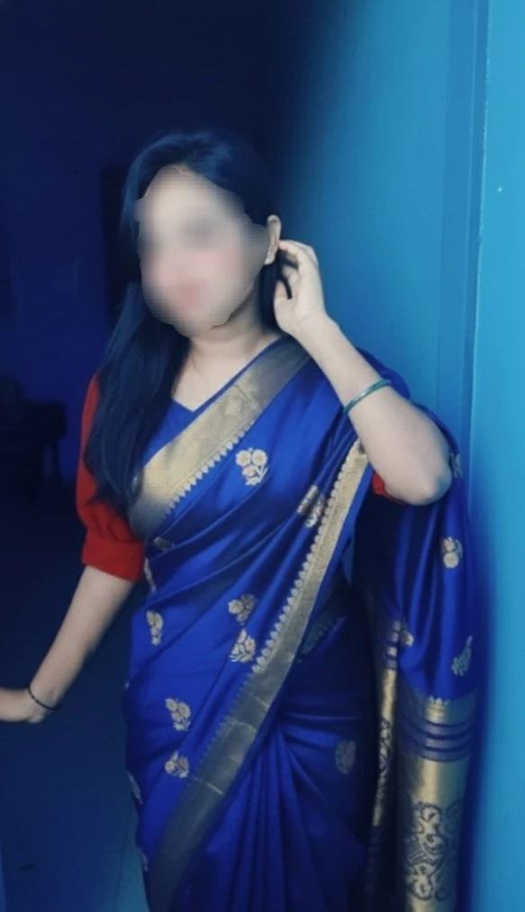 Monika Indipendent cam show & real meet – Indian escort in Hyderabad — 1 / 6