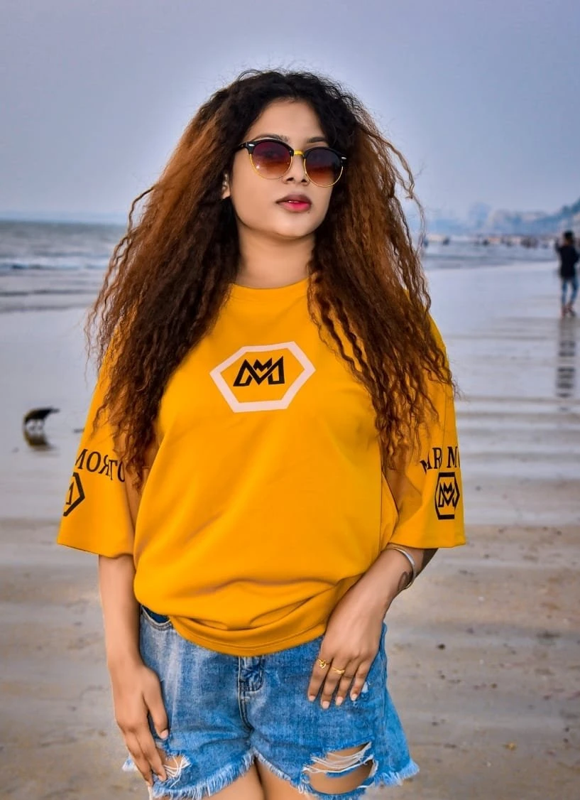 Siya Patel – Indian escort in Mumbai — 4 / 5