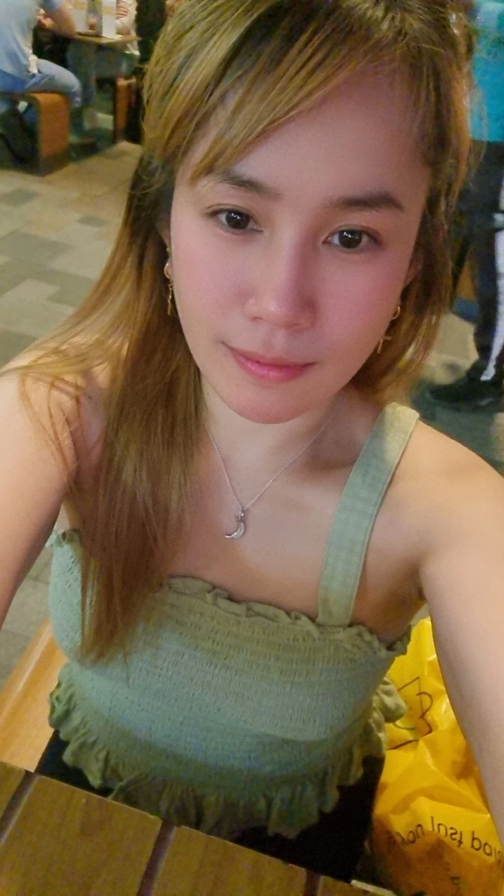 Philippines Hottest Amber – Filipino escort in Abidjan — 7 / 9