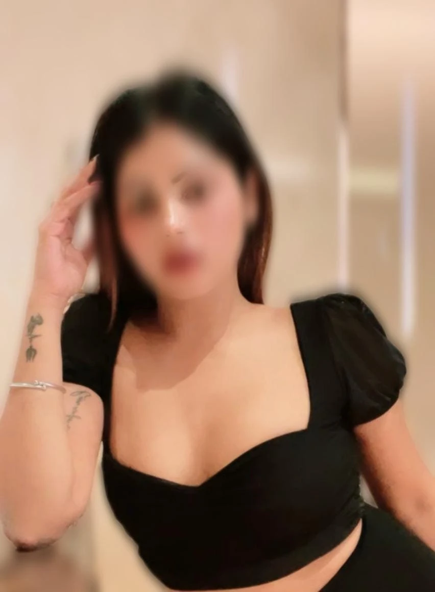 Samayraa For Cam & Real Meet – Indian escort in Noida — 3 / 6