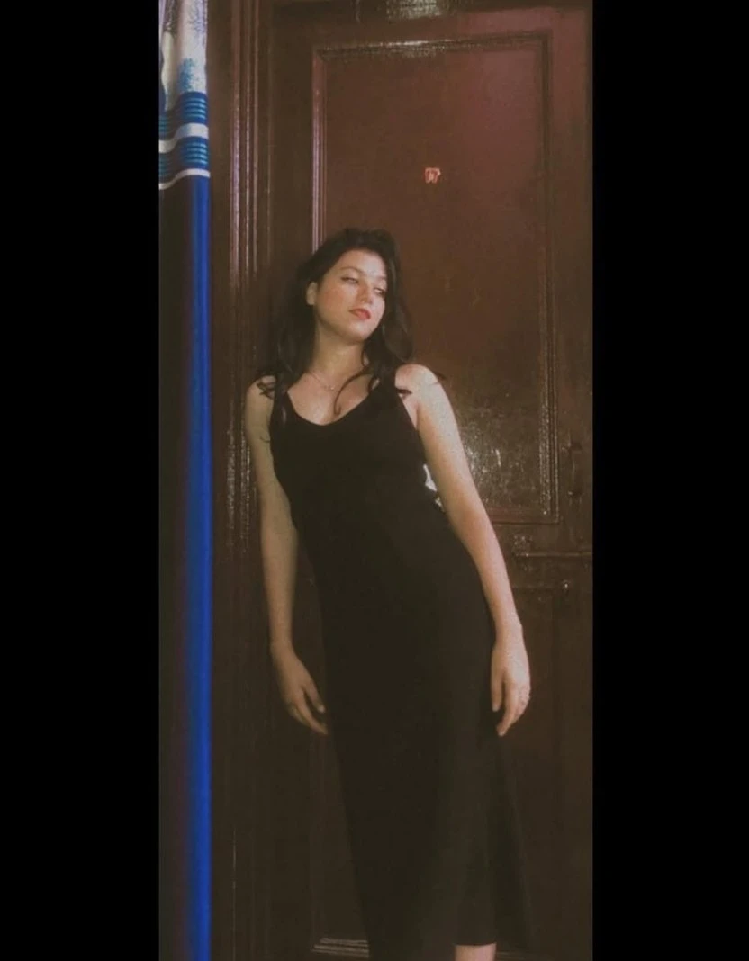 Puja Scort Available for Your Pleasure – Indian escort in Mumbai — 1 / 3