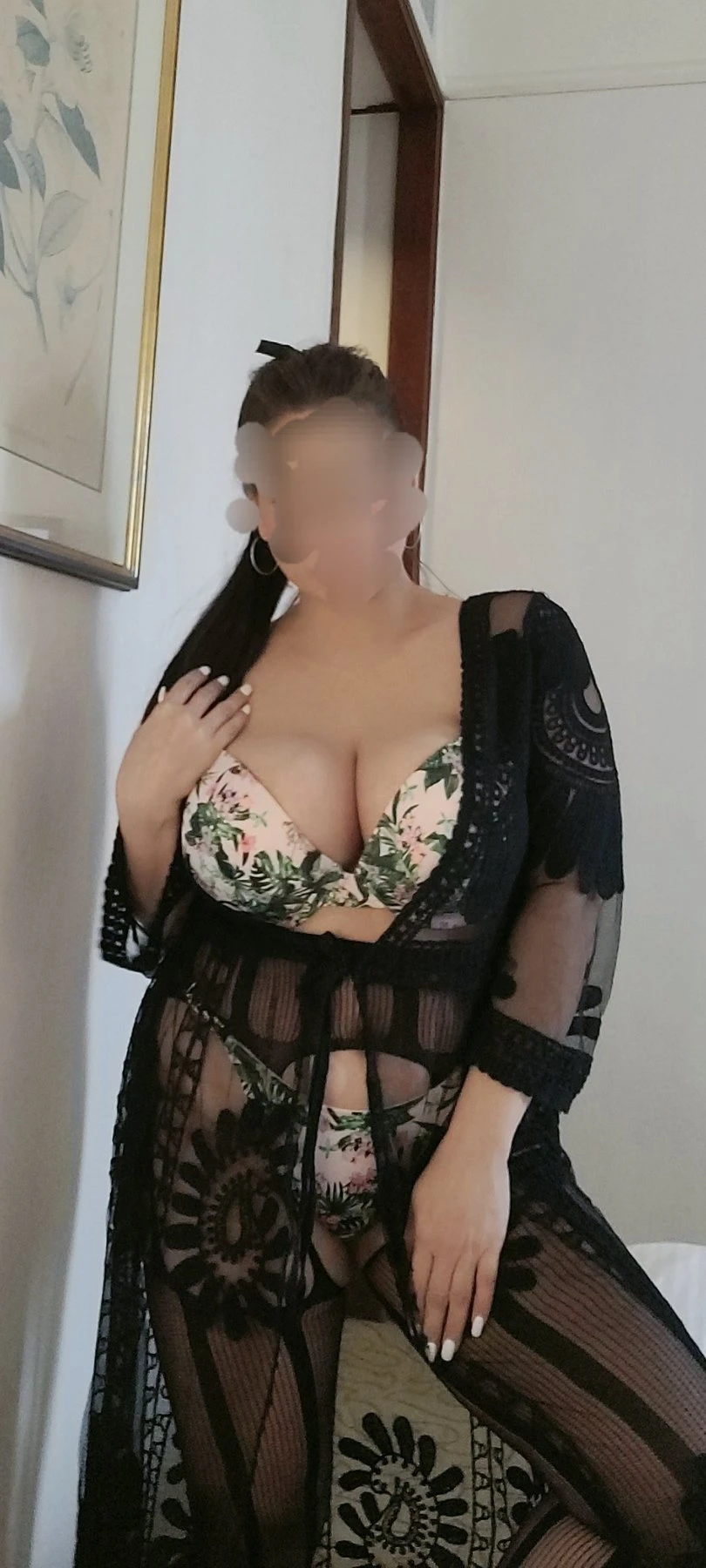 Busty aby – Filipino escort in Hong Kong — 2 / 12