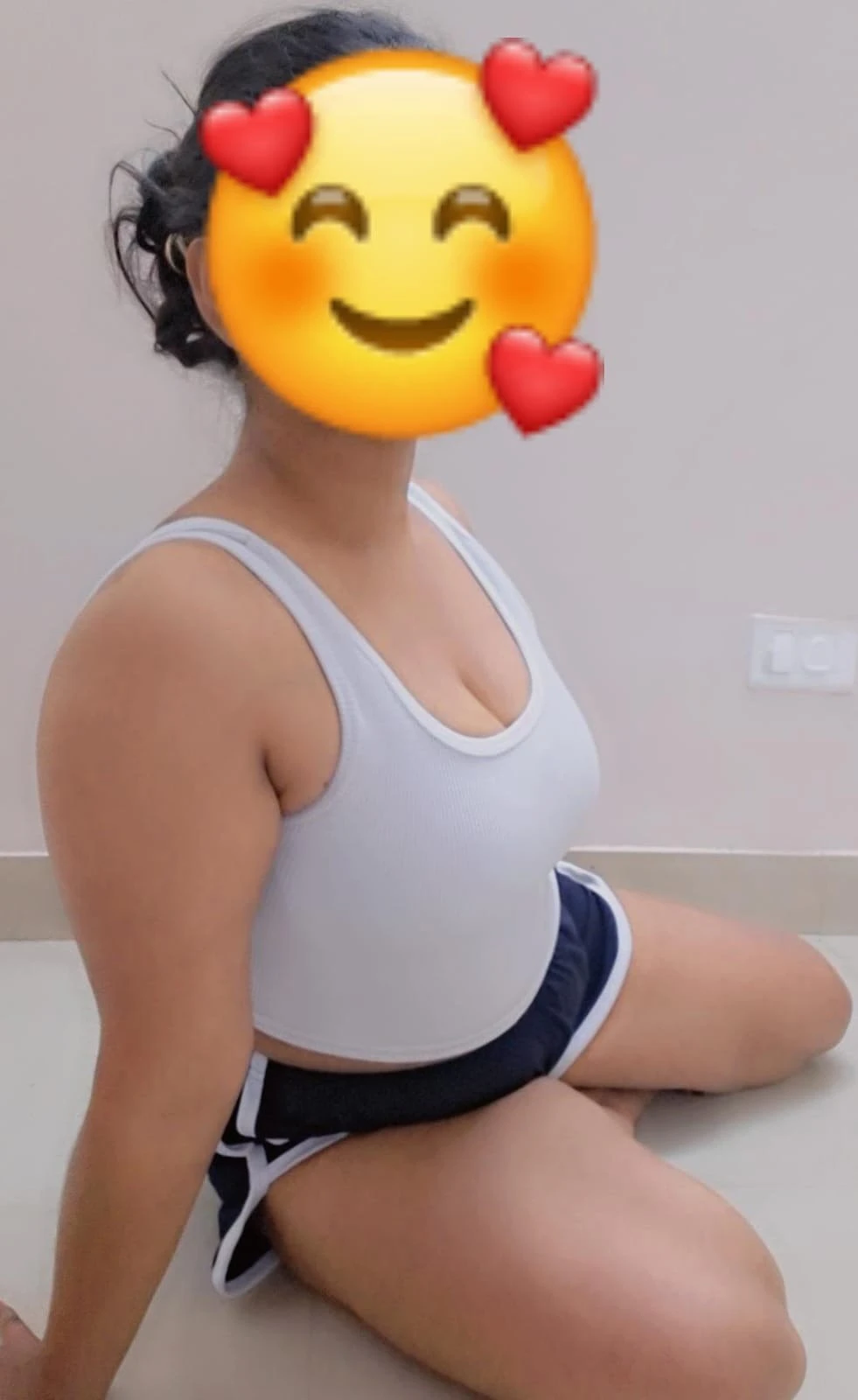 Simmi – Indian escort in Noida, Escort, Noida