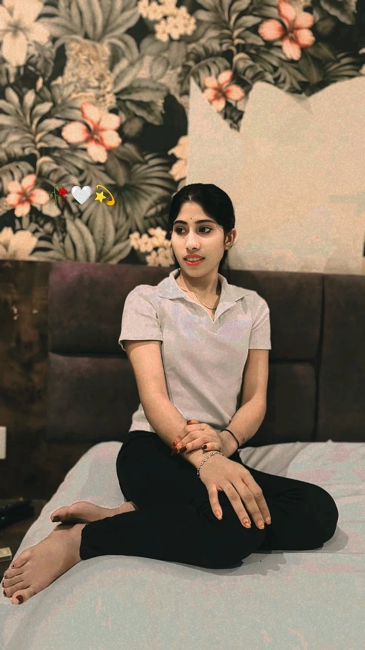 Sristi – Indian escort in Jaipur — 4 / 23