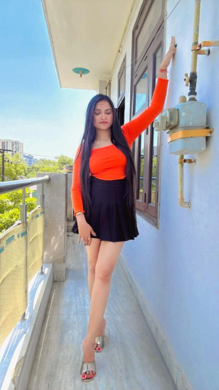 Cam or real meet – Indian escort in Mumbai — 6 / 7