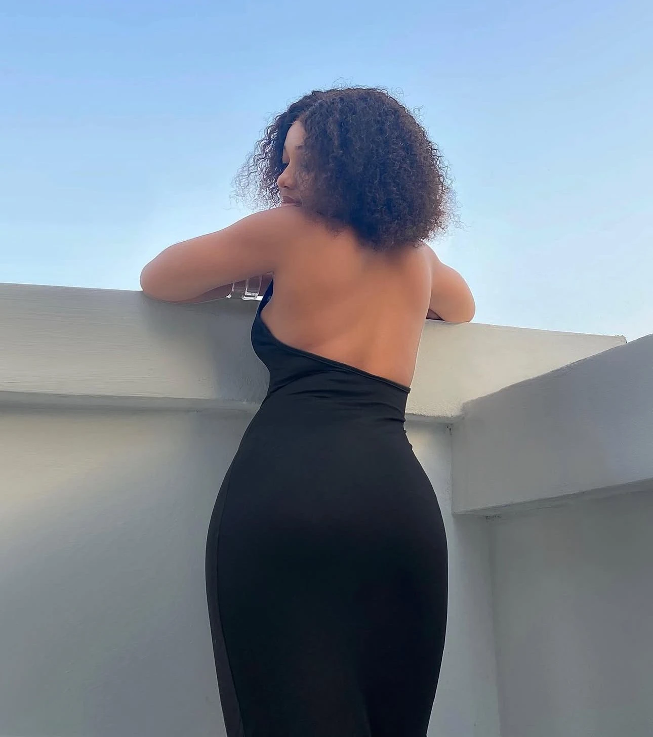Chiyana – Central African escort in Kampala — 2 / 8