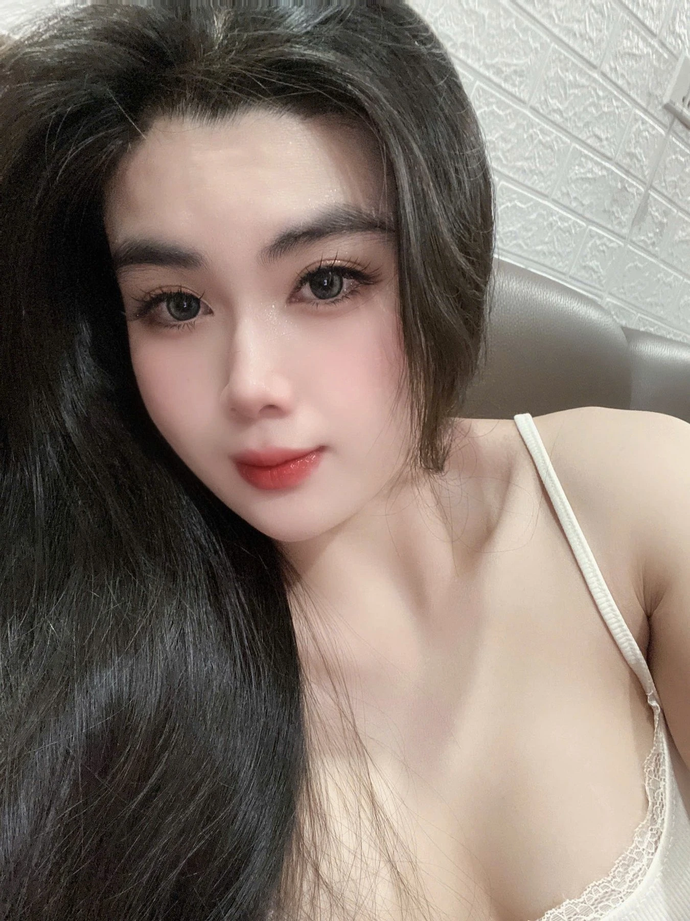 Emily Like Penis 58$ Full Serivice – Vietnamese escort in Da Nang — 2 / 9