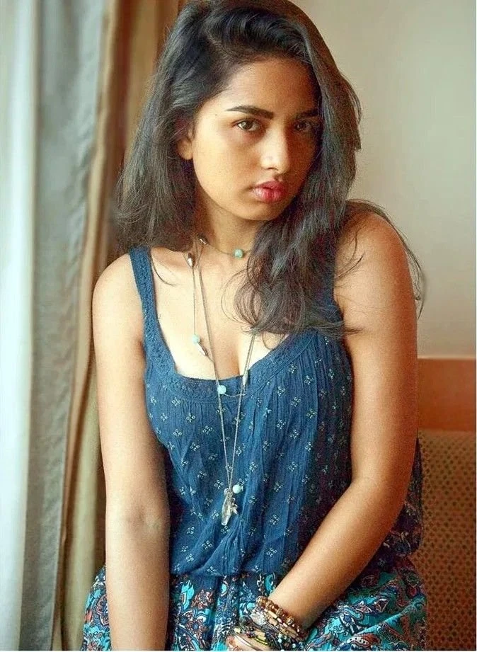 Neha – Indian escort in Hyderabad — 4 / 5