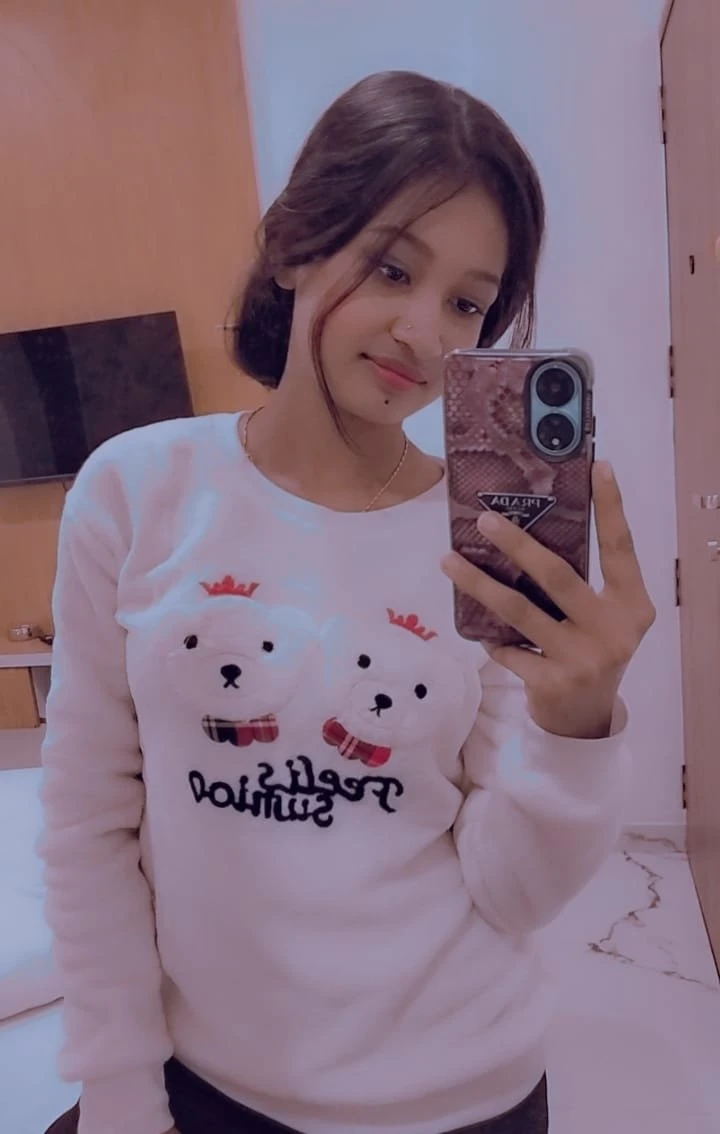Poonam Roy – Indian escort in Kolkata — 2 / 3